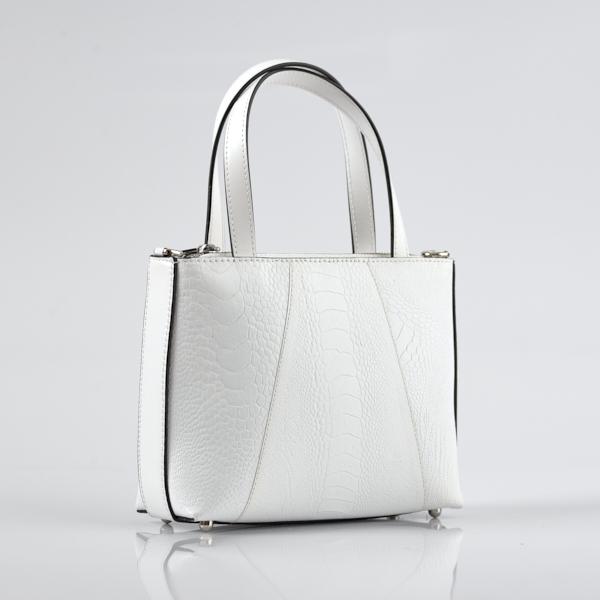 Lily - Image 2